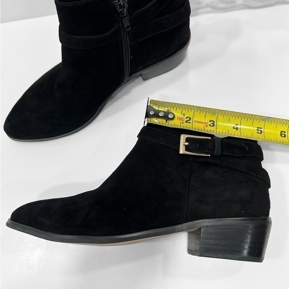 Barneys New York Angela Black Suede Bootie size 8 - Picture 7 of 12